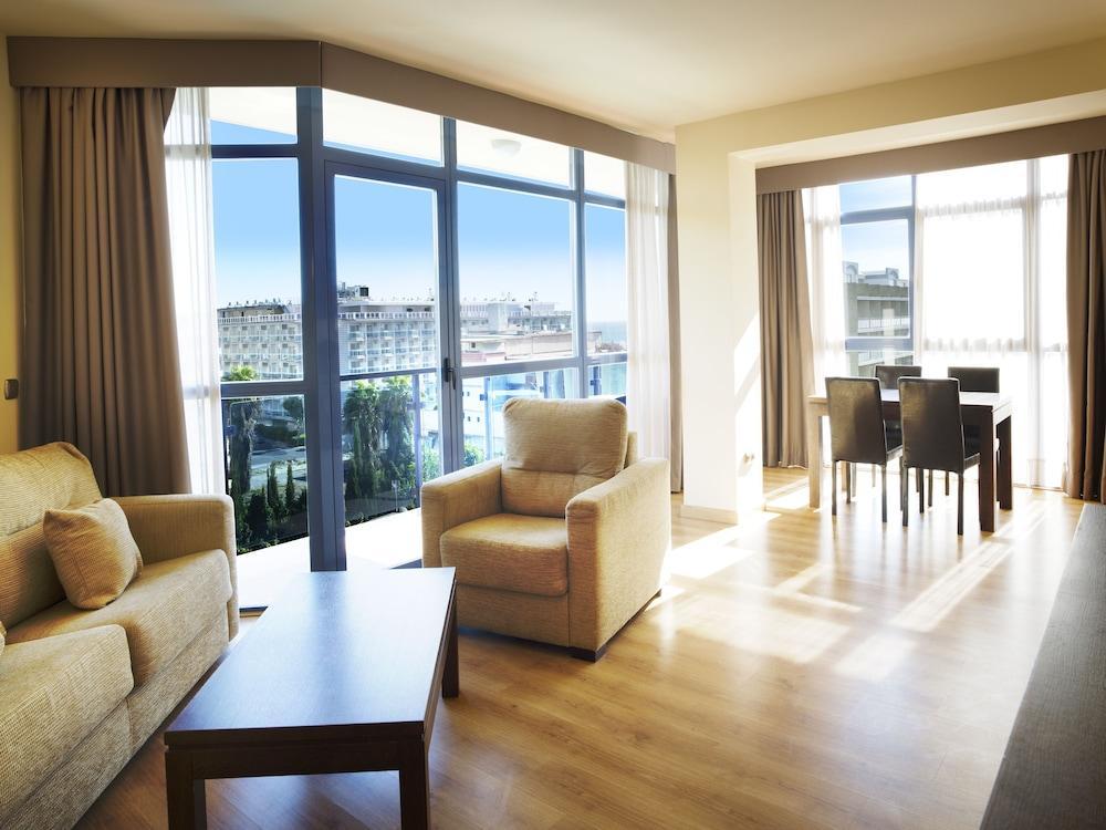 Apartamentos Ms Pepita ベナルマデナ エクステリア 写真