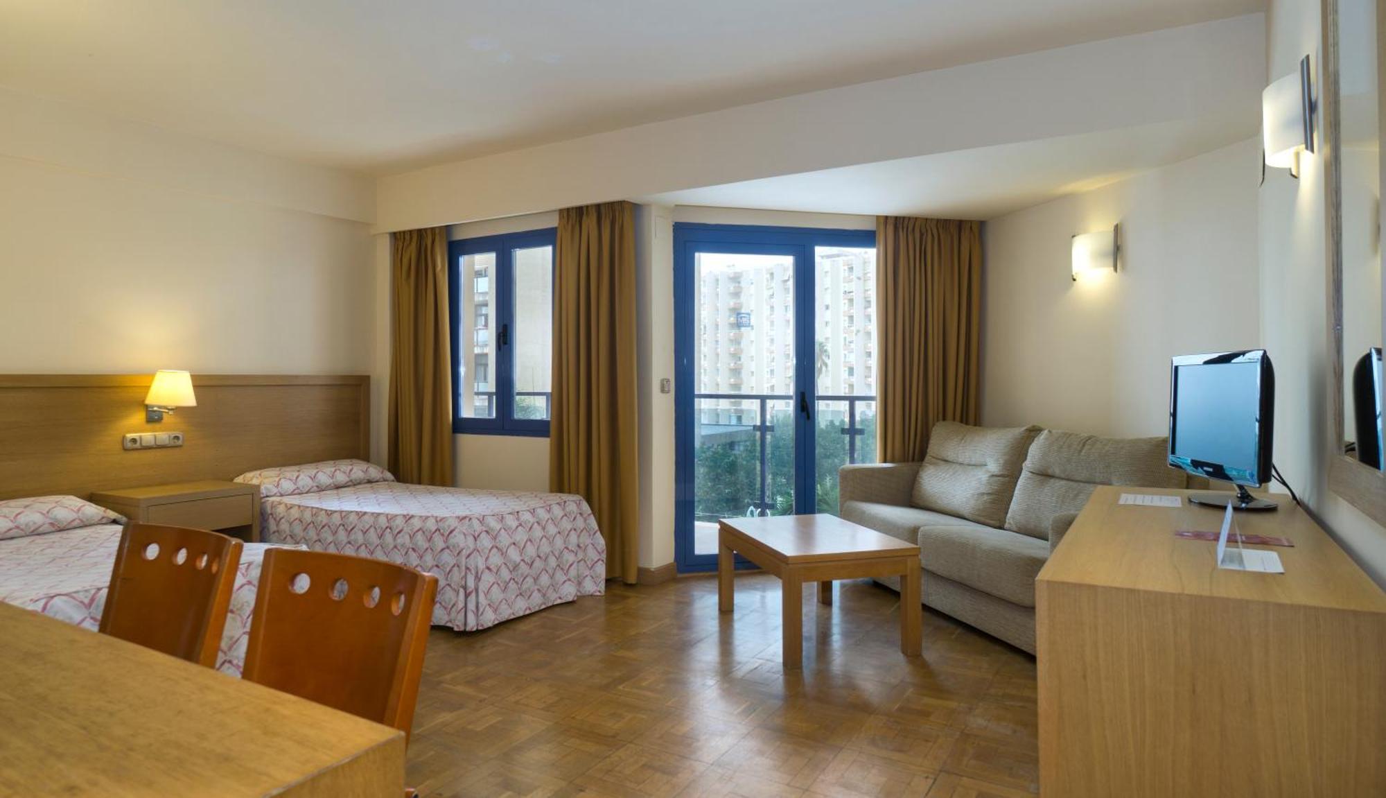 Apartamentos Ms Pepita ベナルマデナ エクステリア 写真