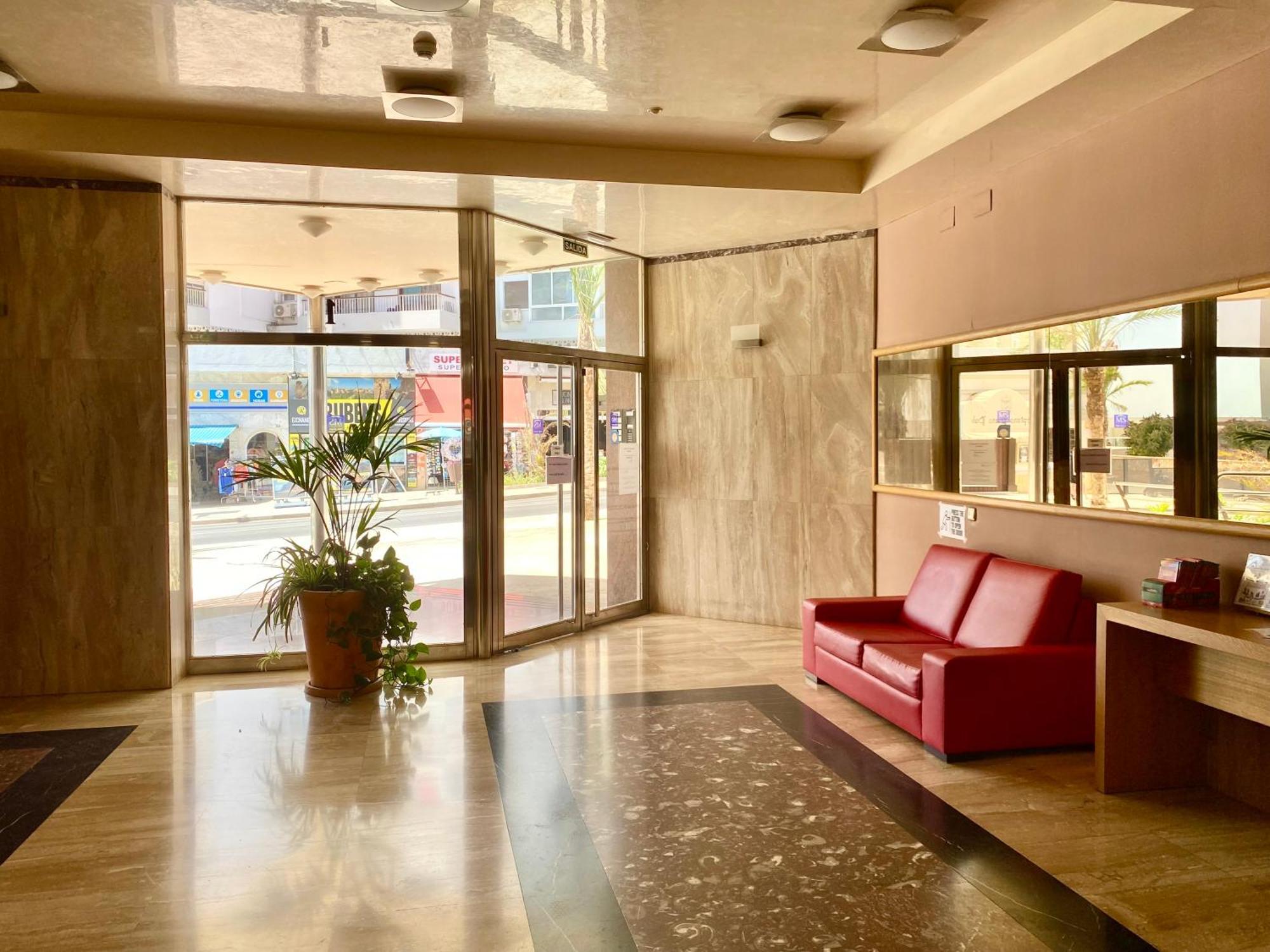 Apartamentos Ms Pepita ベナルマデナ エクステリア 写真
