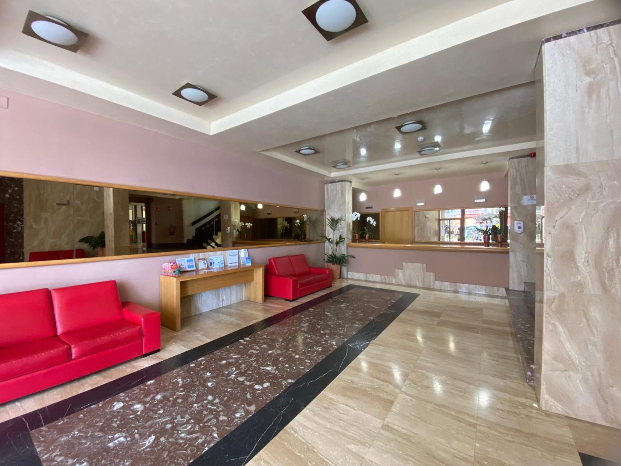 Apartamentos Ms Pepita ベナルマデナ エクステリア 写真