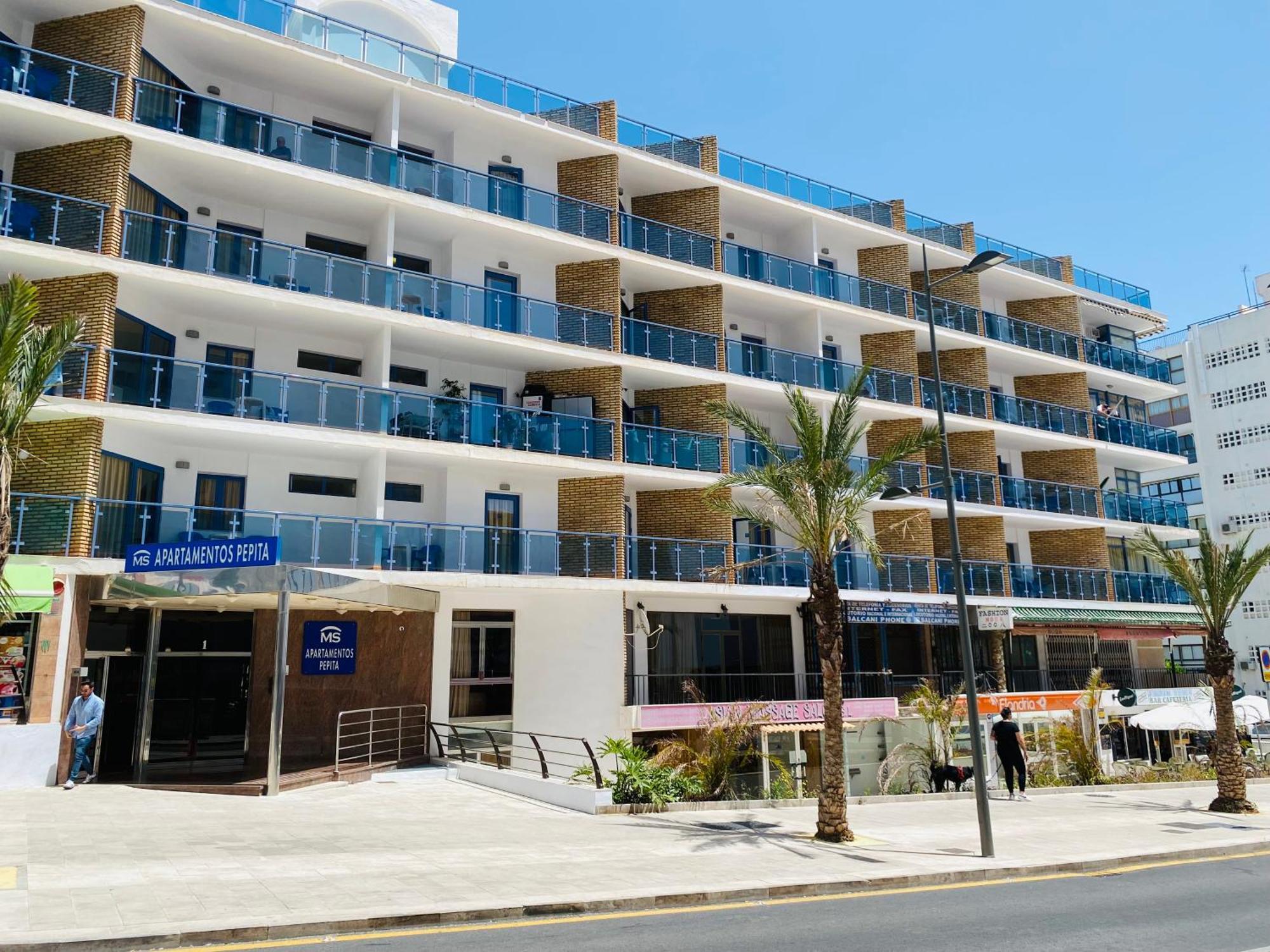 Apartamentos Ms Pepita ベナルマデナ エクステリア 写真