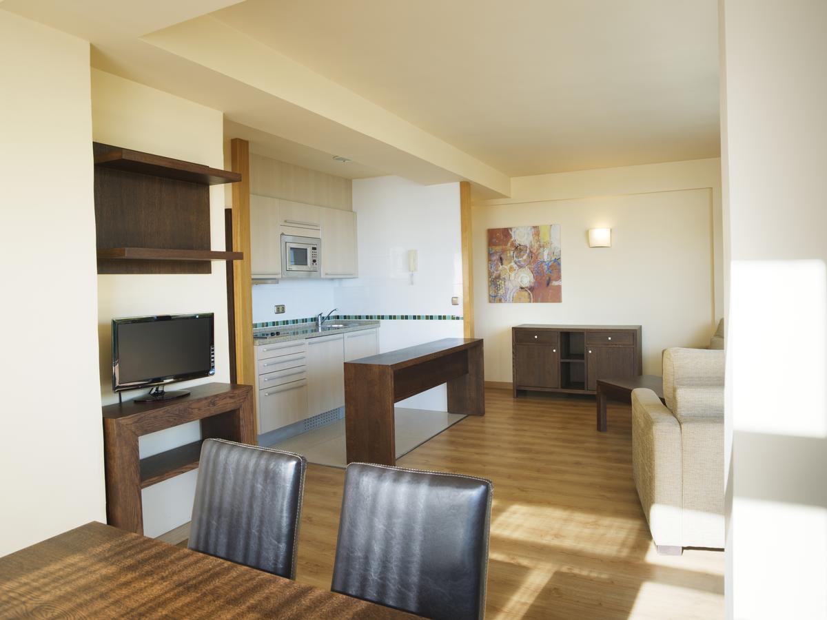 Apartamentos Ms Pepita ベナルマデナ エクステリア 写真