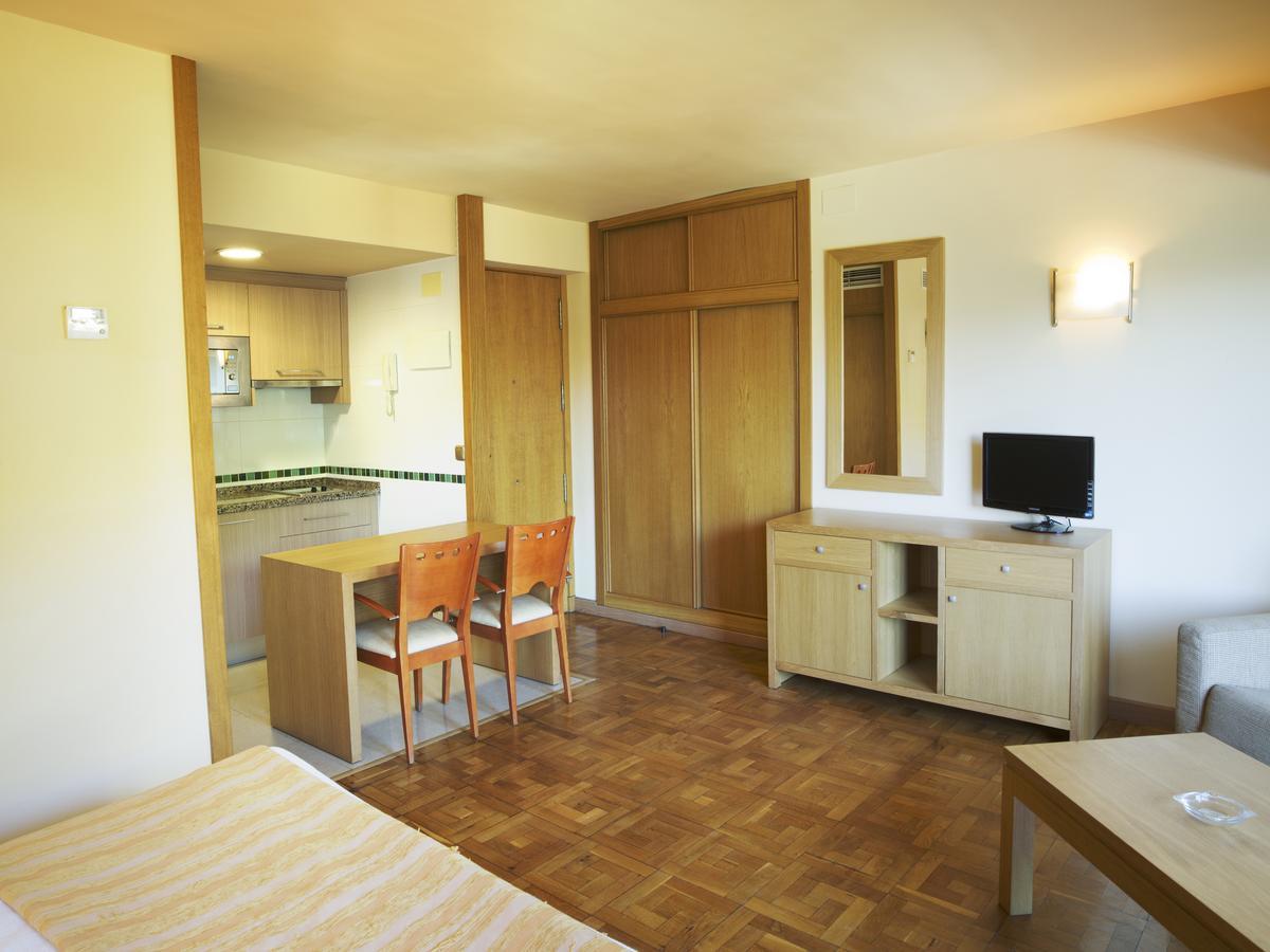 Apartamentos Ms Pepita ベナルマデナ エクステリア 写真
