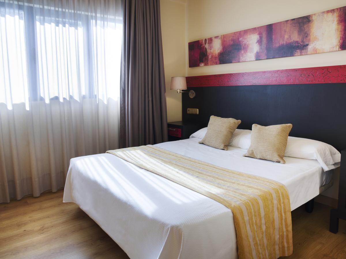 Apartamentos Ms Pepita ベナルマデナ エクステリア 写真