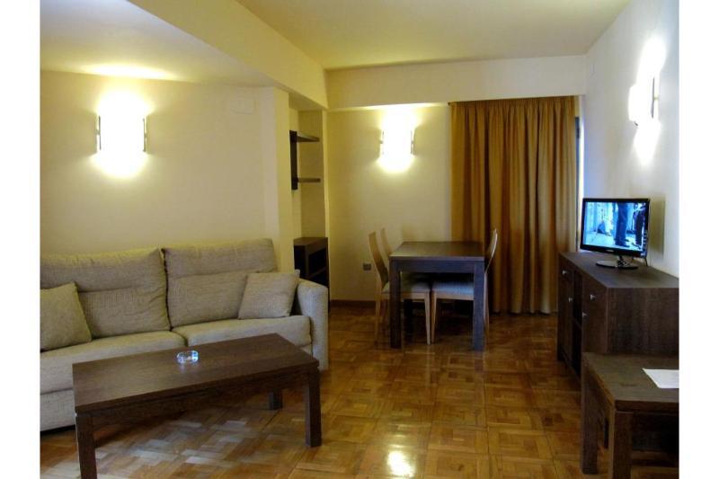 Apartamentos Ms Pepita ベナルマデナ エクステリア 写真
